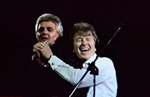 Tony Jackson joins MPS for a couple of songs at Birmingham in 1992